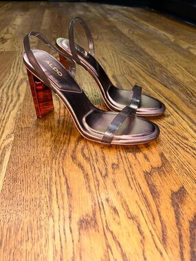 Aldo Bronze Metallic Slingback Block Heel Sandals Women’s Size 10